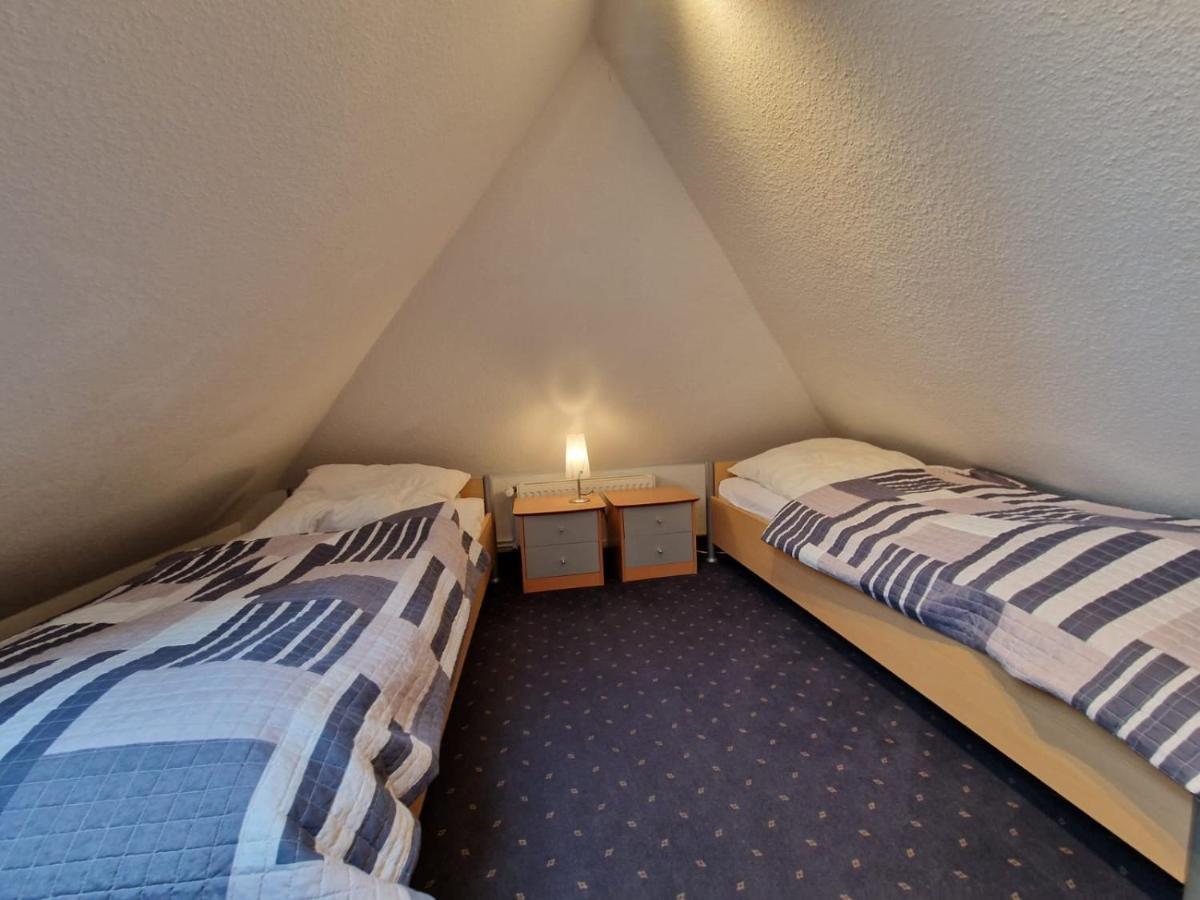 Ferienhaus Steuerbord Im Bootshaus Neßmersiel Exteriér fotografie